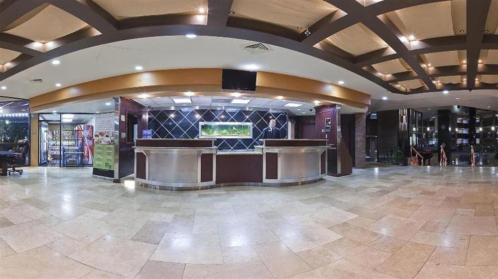 底特律诺维福朋喜来登酒店 外观 照片